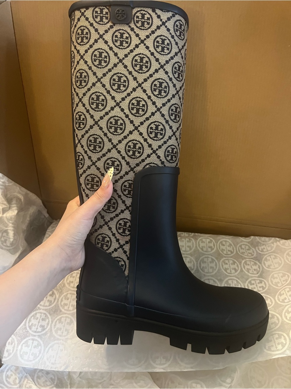 Tory Burch Tall T Monogram Hurricane Rain Boots Navy Blue Size: 5